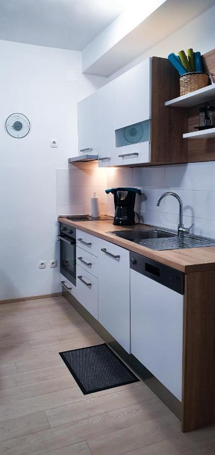 Radenka Zafron Apartment โวดีเซ ภายนอก รูปภาพ