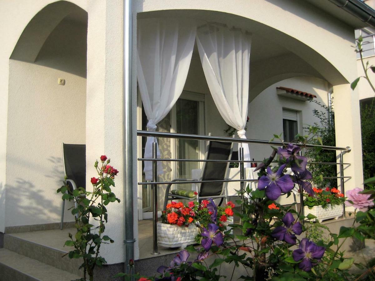 Radenka Zafron Apartment โวดีเซ ภายนอก รูปภาพ